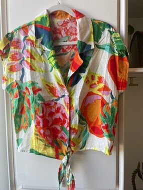 Tie-Front Blouse in Linen/Rayon. Colorful w/Abalone Shell Buttons! No label-EUC